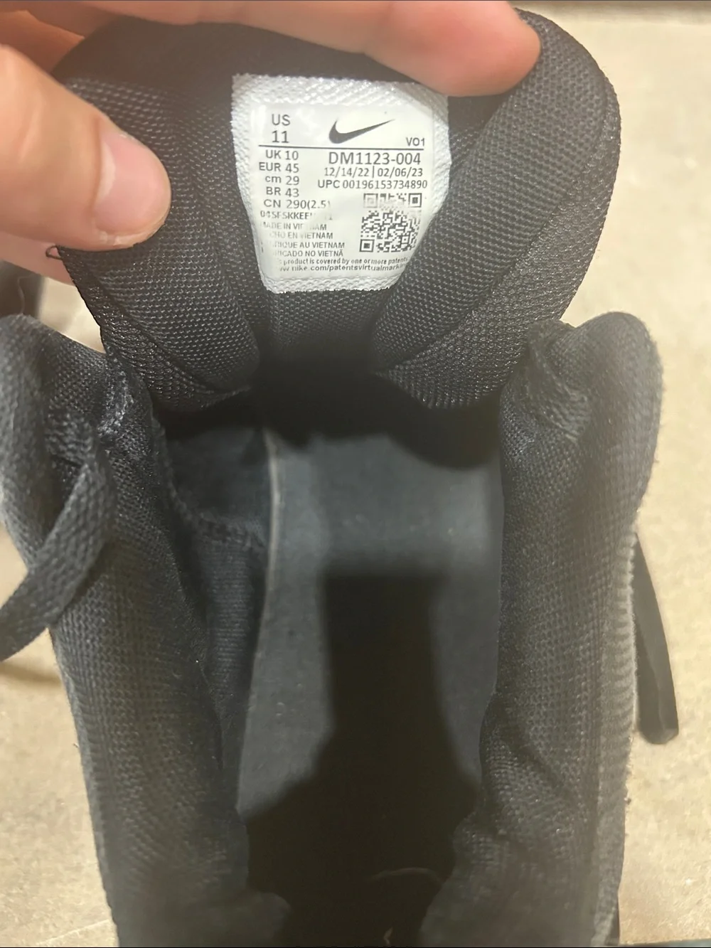 Nike LeBron Witness 7 Triple Black DM1123-004 Men’s size 11